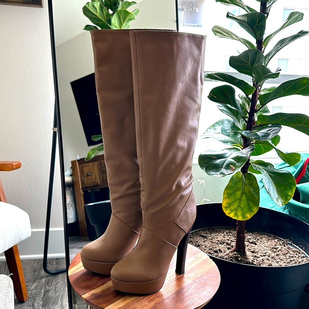 Victoria’s Secret Over the Knee Boots. Size 7.5